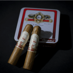 La Galera Connecticut Tin La Galera Connecticut Tin with Cigars