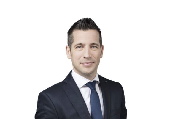 Regis Broersma 768x512 zW18UX