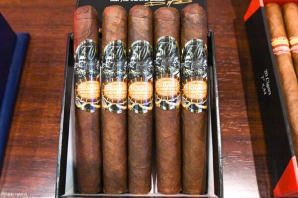 Martinez 50th Anniversary 768x512 X1zE5p
