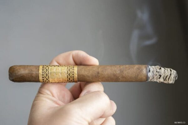 Meerapfel Cigar Ernest Lonsdale 2 768x512 5MSjzf