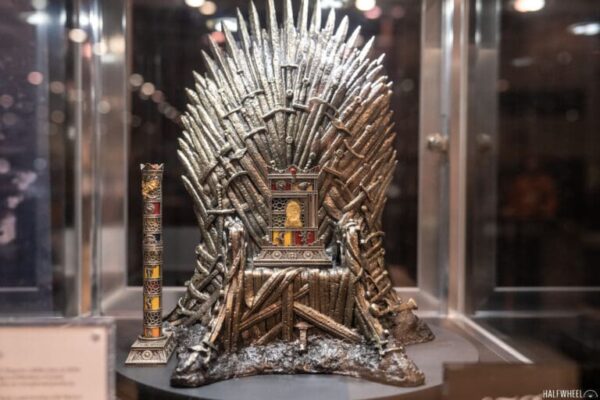 S.T. Dupont Le Grand Dupont Game of Thrones Haute Creation 768x512 Bfwibn