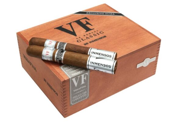 VegaFina Inmensos Exclusivo Suiza closed box with cigars feature 768x520 0l5HFH