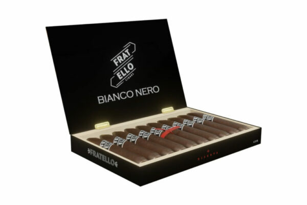 Fratello Bianco Nero Riserva 1 768x512 mjBQT1