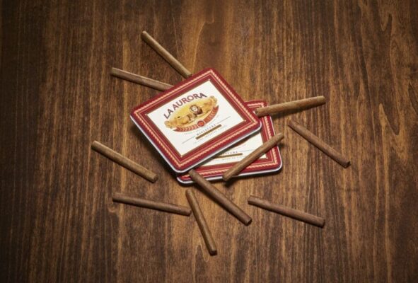 La Aurora Cameroon 1903 Miniature feature 768x520 sXPUMS