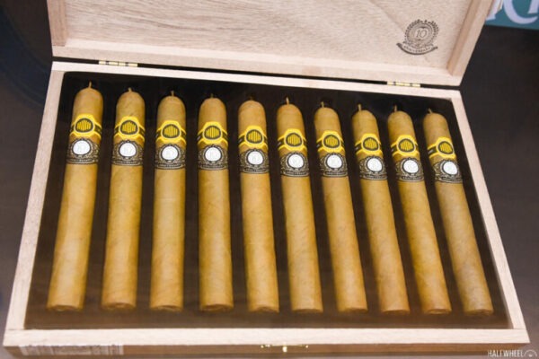 La Colmena 10th Anniversary 768x512 FJ7zzx