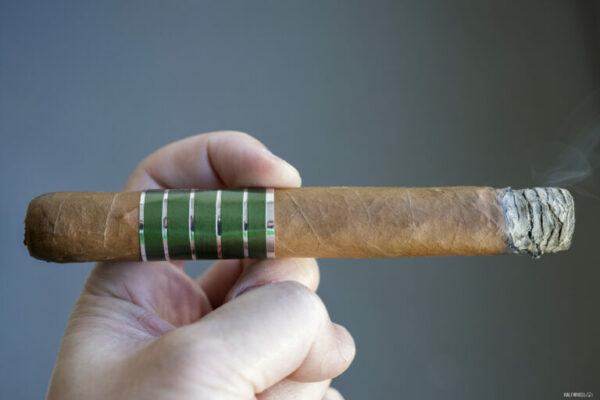 Sans Pareil Green Gran Robusto 2 768x512 uVNDEQ