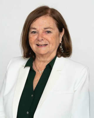Susan Albright 819x1024 dqLjSe