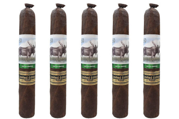 Crowned Heads Moose Kick 1 768x512 KwJyTB