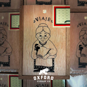 Viaje Mrs. Hatchet 24 Box