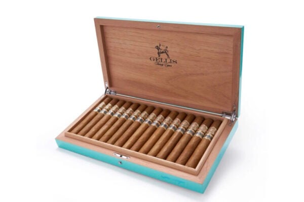 Gellis Family Cigars Piece Unique 768x512 CJghbj