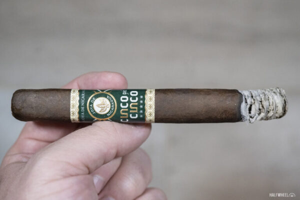 Joya de Nicaragua Cinco de Cinco Corona Extra 768x512 5sMCfq