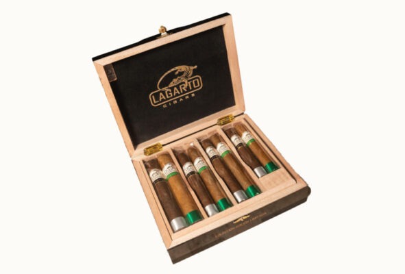 Lagarto Coleccion Edicion Limitada open box feature 768x520 luc1yh