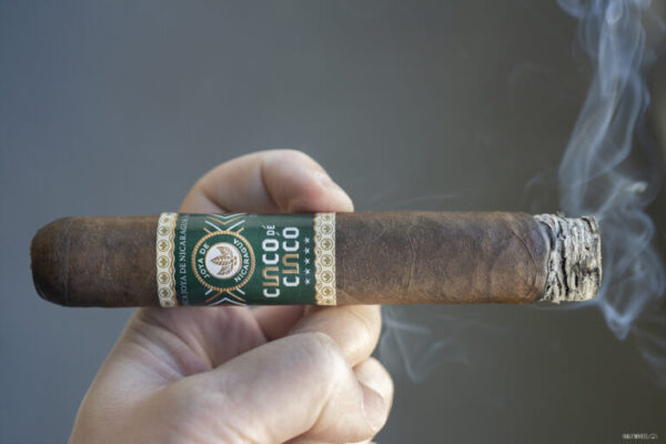 Joya de Nicaragua Cinco de Cinco TAA Exclusive 2 768x512 WcfbjG