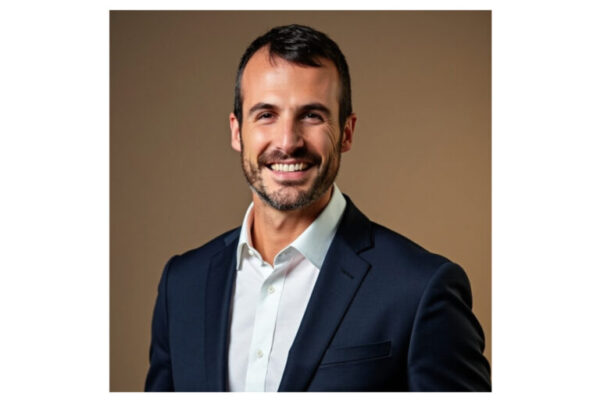 Emanuele Uccellinib New Davidoff President Feature 768x512 jhXd8A