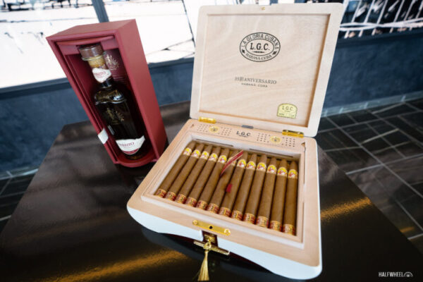 Festival del Habano XXV La Gloria Cubano 35 Aniversario La Casa del Habano Open Box 768x512 BpRgWf