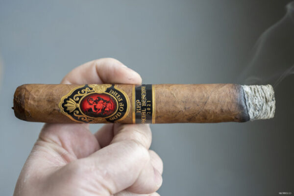 God of Fire KKP Special Reserve Gran Toro 2 768x512 7KllLd