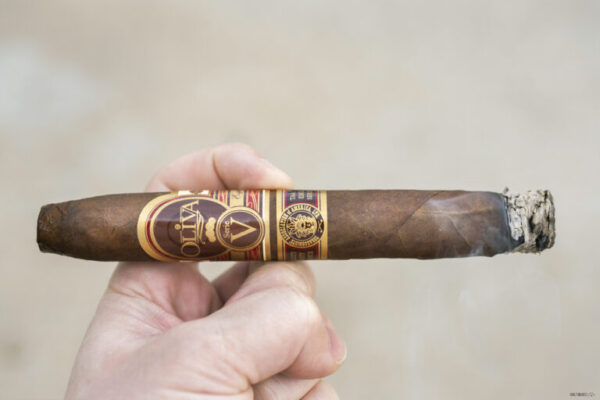 Oliva Serie V TAA Exclusive 2 768x512 xnN36b