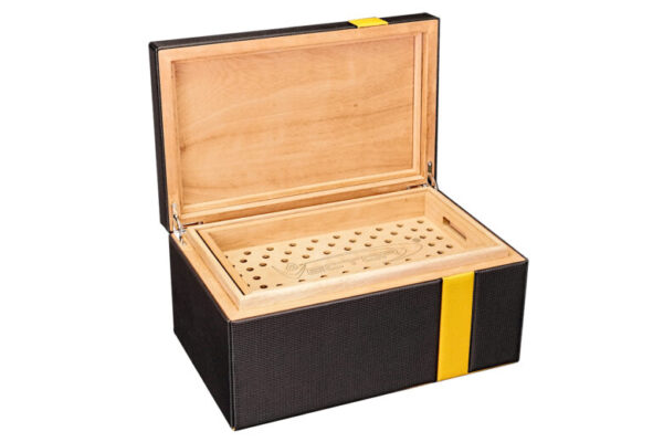Vector Spanish Leather Humidor feature 1 768x520 A11khz