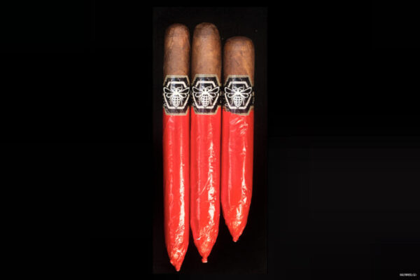 Viaje Honey Hand Grenades Feature 768x512 M1sLzH