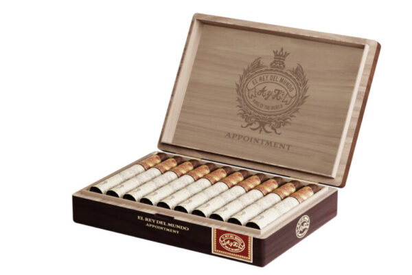 El Rey del Mundo Appointment 1 768x512 Qsm46M