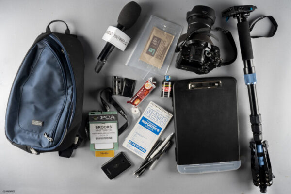 Whats In My Bag Brooks 768x512 jZGezJ