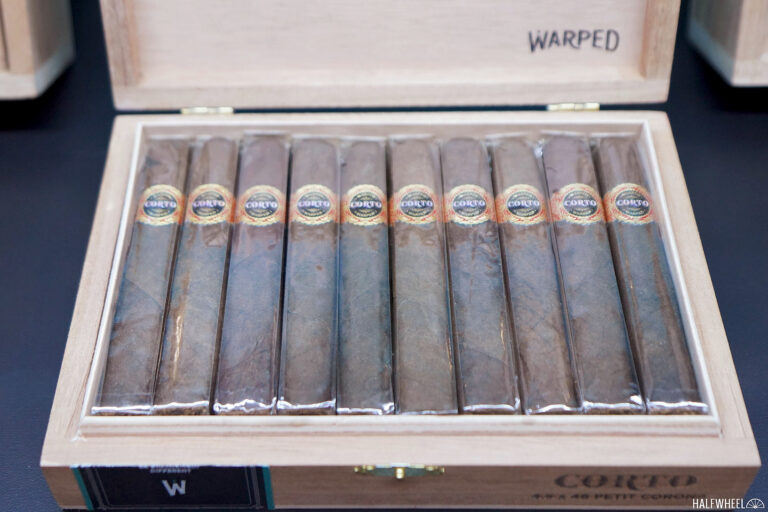 Warped Corto Maduro Feature 768x512