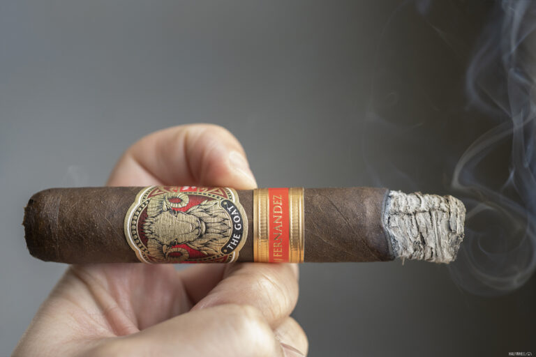 Nasser The Goat Robusto 2 768x512