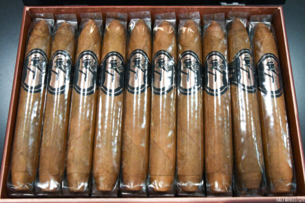 Sinistro Mr. Desflorado Perfecto 768x512 xEIINB