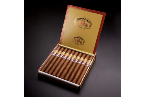 Diplomaticos Legendario Edicion Regional Italia 2023 3 768x512 YnsP49