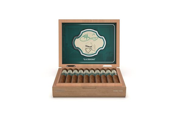 Eladio Diaz La Diana open box feature EU4JyR