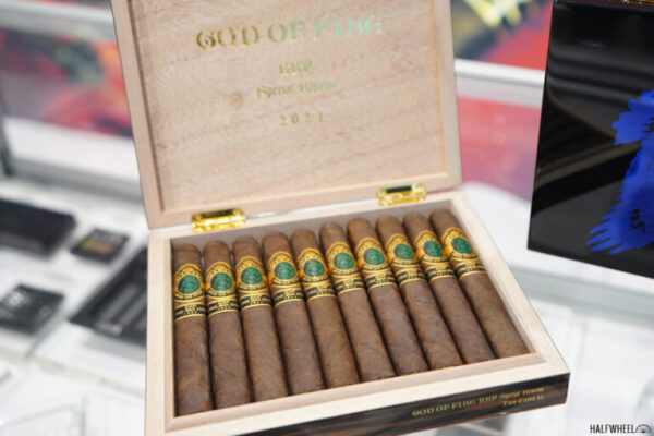 God of Fire Never Back Down Toro Extra 54 Feature 768x512 GIiFcs