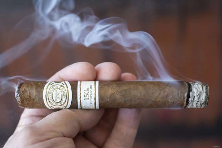 Romeo y Julieta 150th Anniversary Balconet 2 768x512
