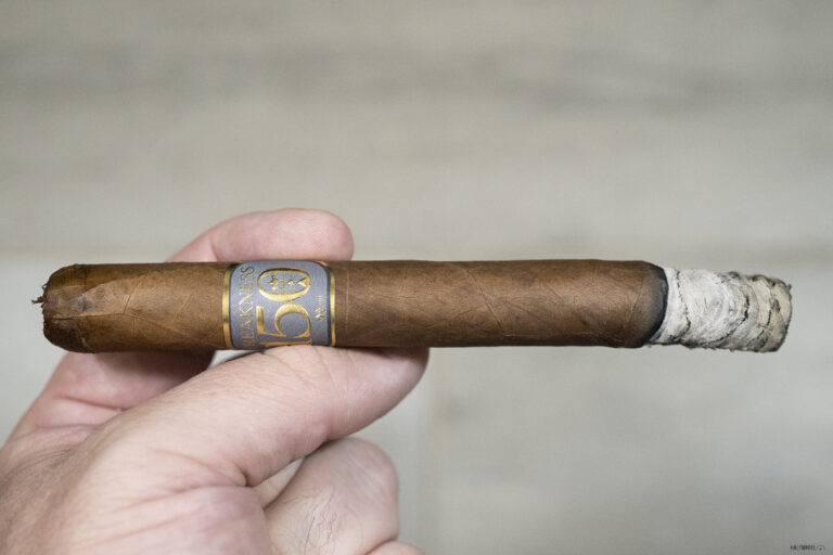 Stolen Throne Preakness 150 Limited Edition Cigar 2 768x512