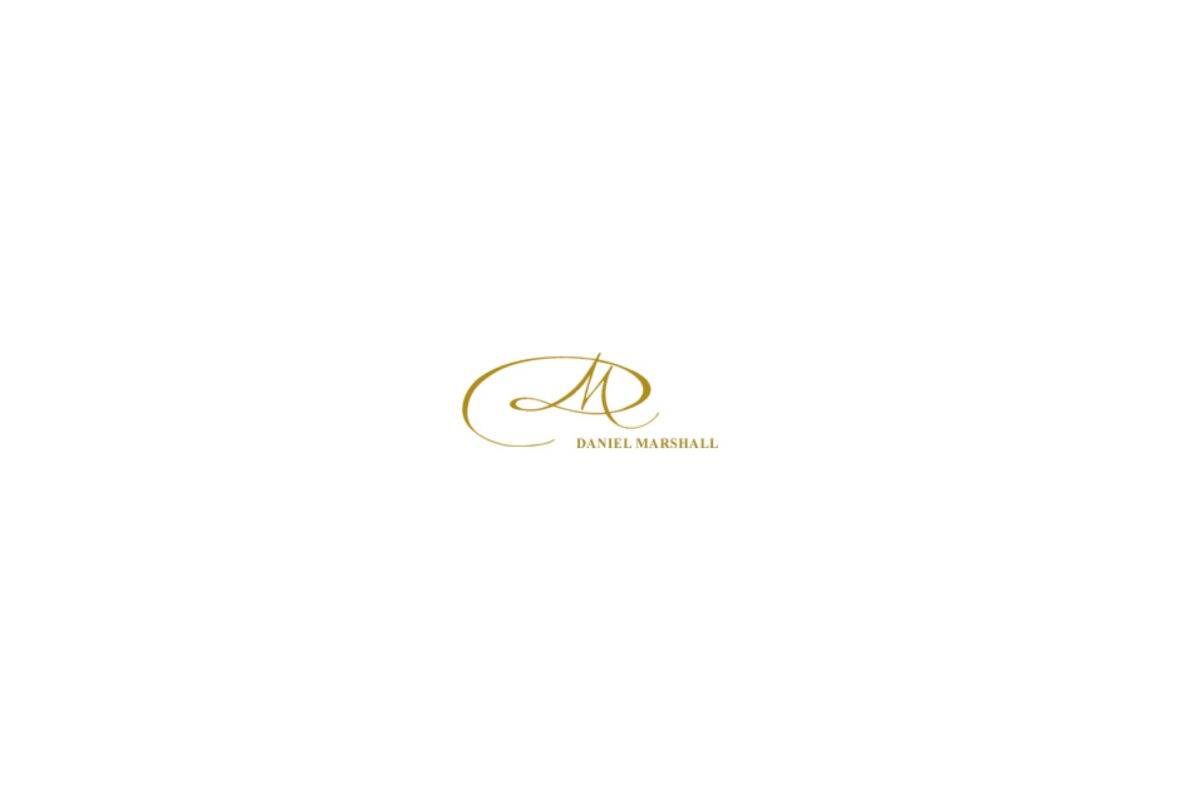 Daniel Marshall Logo o4nNv6