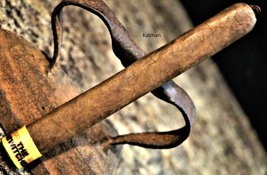 Katman Sunday Rekap ~ Dunbarton Muestra De Saka (2022) The Bewitched | Cigar Reviews By The Katman 1 1 wAY2Nc