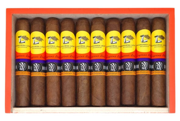 Aganorsa Leaf Supreme Leaf Daves 20th Anniversary Box Open feature 768x520 Do5xr5