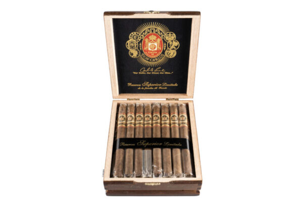 Arturo Fuente Don Carlos Petite Lancero 4 768x512 CMcW7w