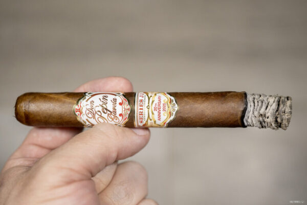 Don Pepin Garcia Series JJ 20th Anniversary Toro 2 768x512 hbOcZX