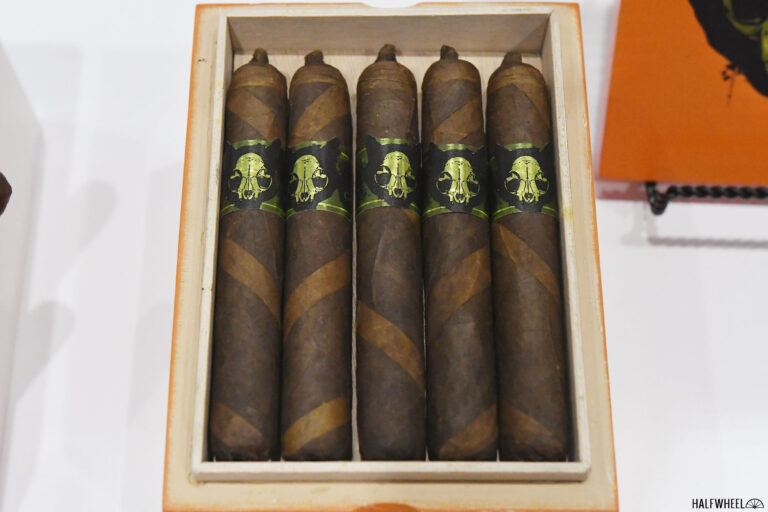 Emilio Grimalkin 768x512 9XI8PW