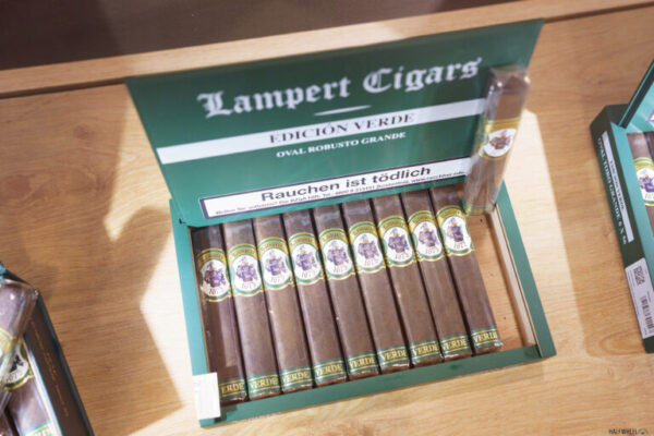 Lampert 1675 Edicion Verde Feature 768x512 UNV4CI