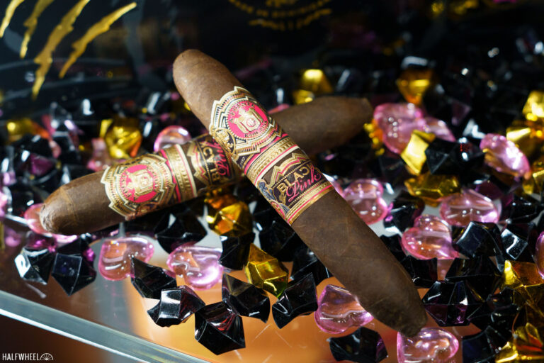 Arturo Fuente Rare Pink Vintage 1960’S Black Pink Slated For Late 2025 Arrival Arturo Fuente Black Pink 1 768x512 8bVT8u