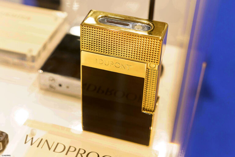 S.T. Dupont Table Lighter Feature 768x512 7WqAWU