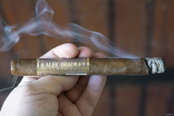 Alec Bradley Fine Rare ANB 228 2 768x512 z36Vc1