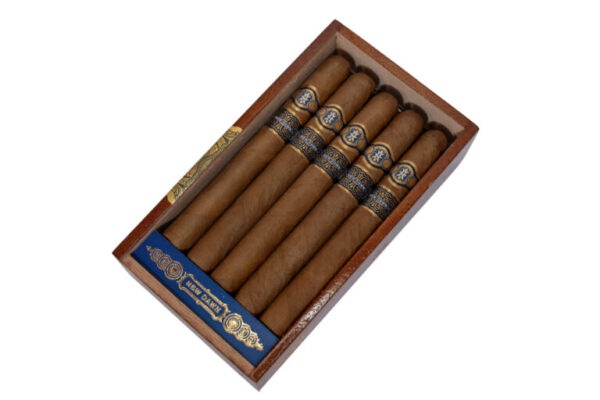 Avowed New Dawn Corona Gorda 1 768x512 GPNepY