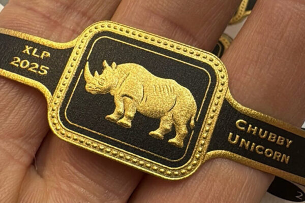 Dunbarton Tobacco Trust Muestra de Saka Chubby Unicorn Feature 768x512 Ts7lOs