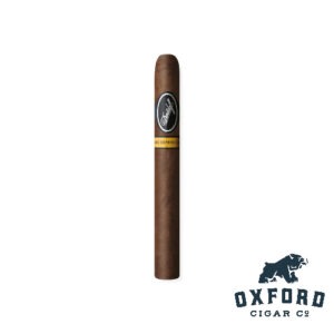 Davidoff Puro Dominicano - Full Bodied Dominican Cigar Close-Up