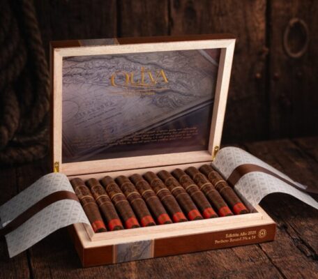 Oliva Serie V Melanio Edicion Ano 2026 Perfecto 2 768x674 DKbIip