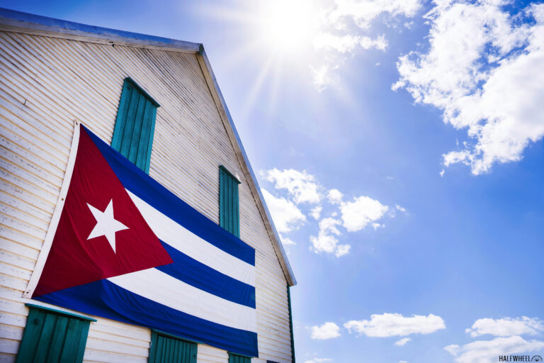 Festival del Habano XXV Cuban Flag on Barn 768x512 mwLECL