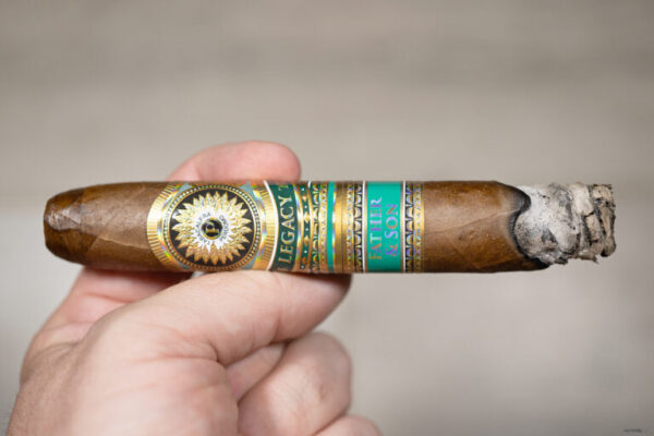 Perdomo Legacy Father Son Shade Grown 2 768x512 araGae