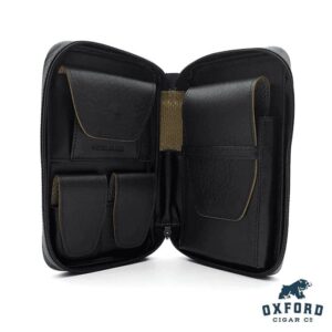 LE BLACK INTERIOR 1296x